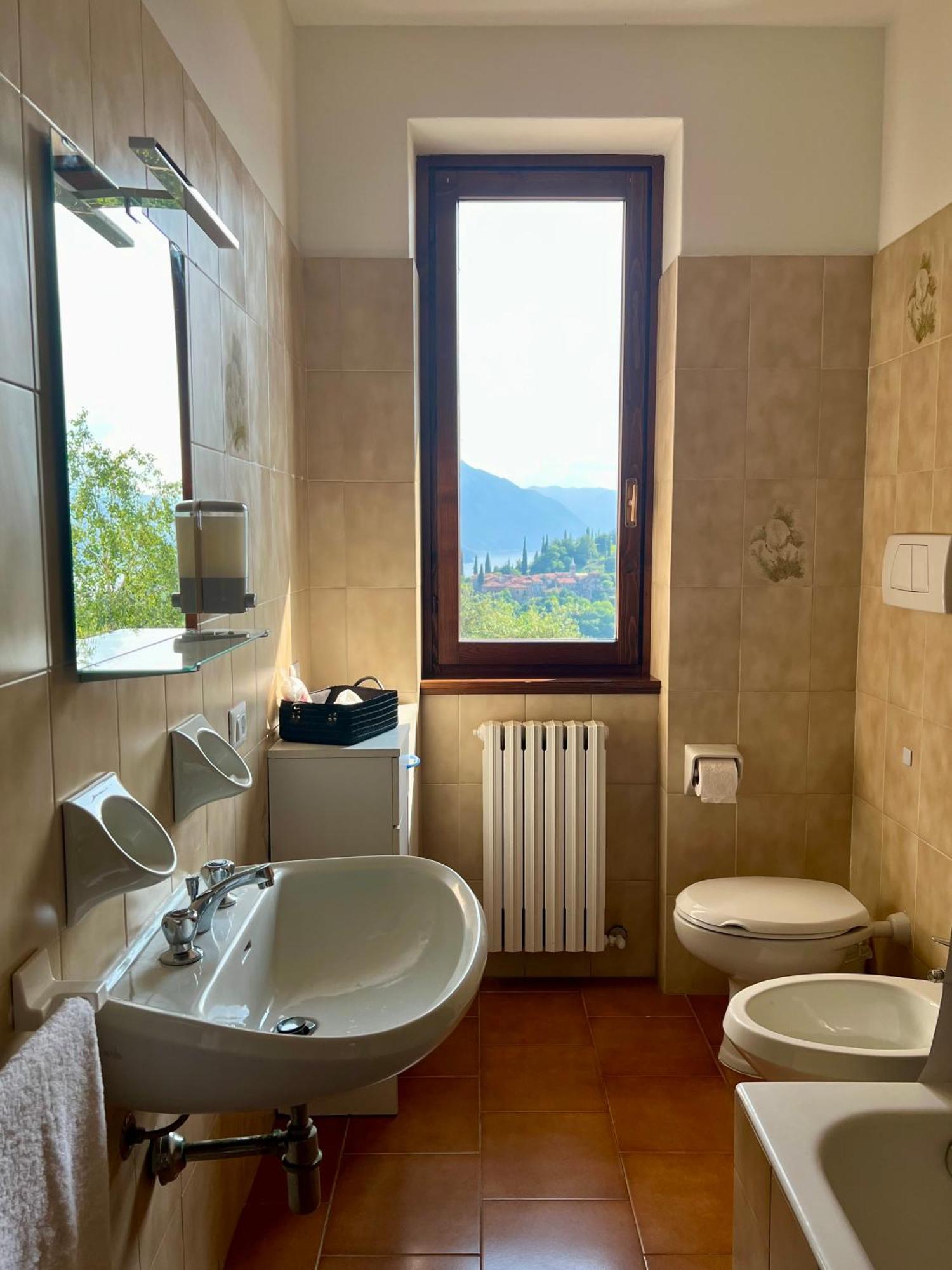 Casa Nima Lake Apartment Perledo Екстериор снимка