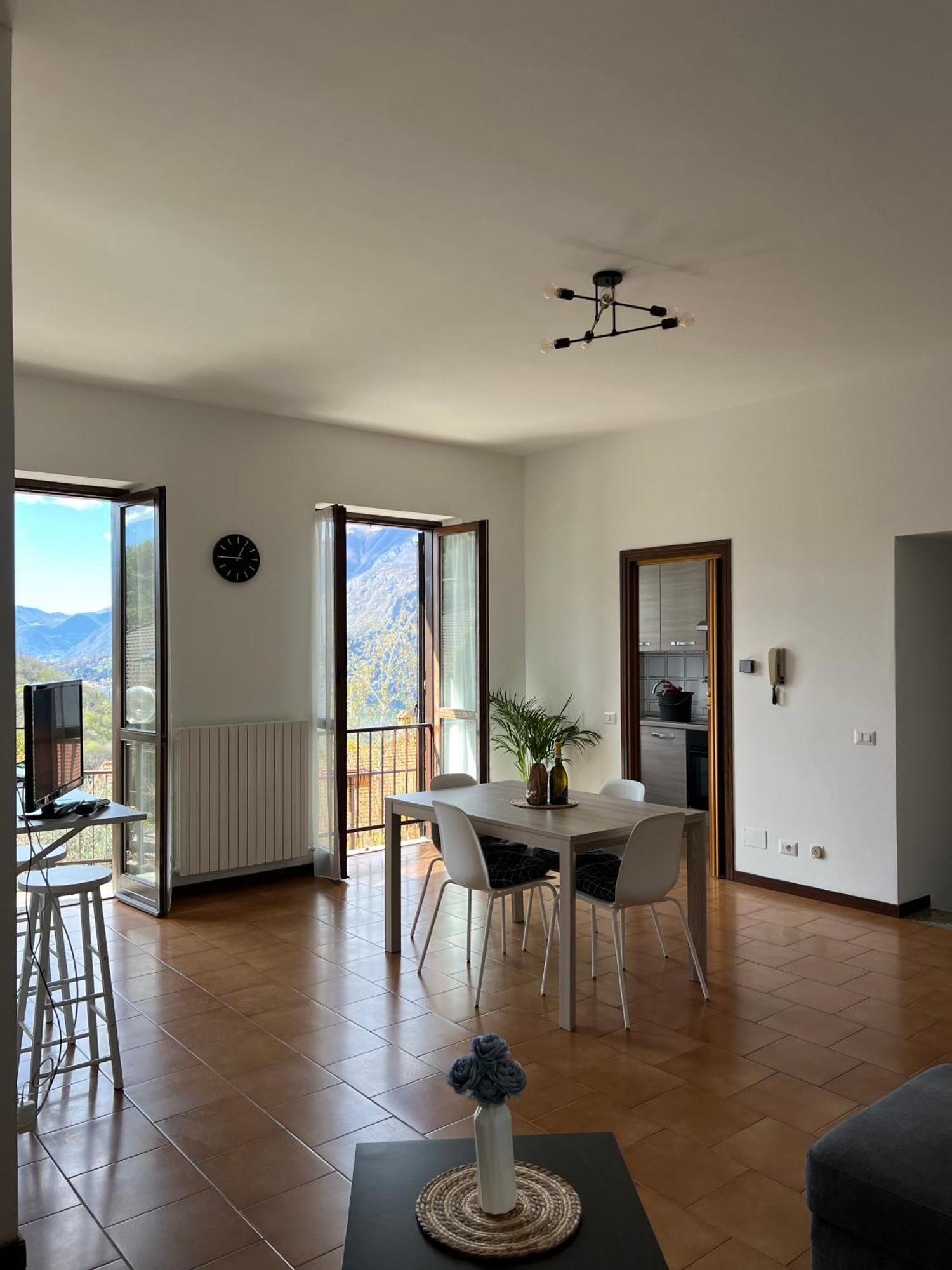 Casa Nima Lake Apartment Perledo Екстериор снимка