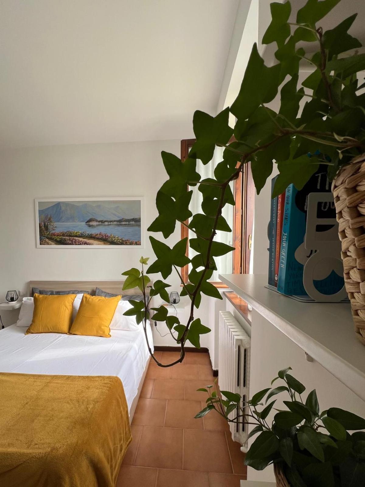 Casa Nima Lake Apartment Perledo Екстериор снимка